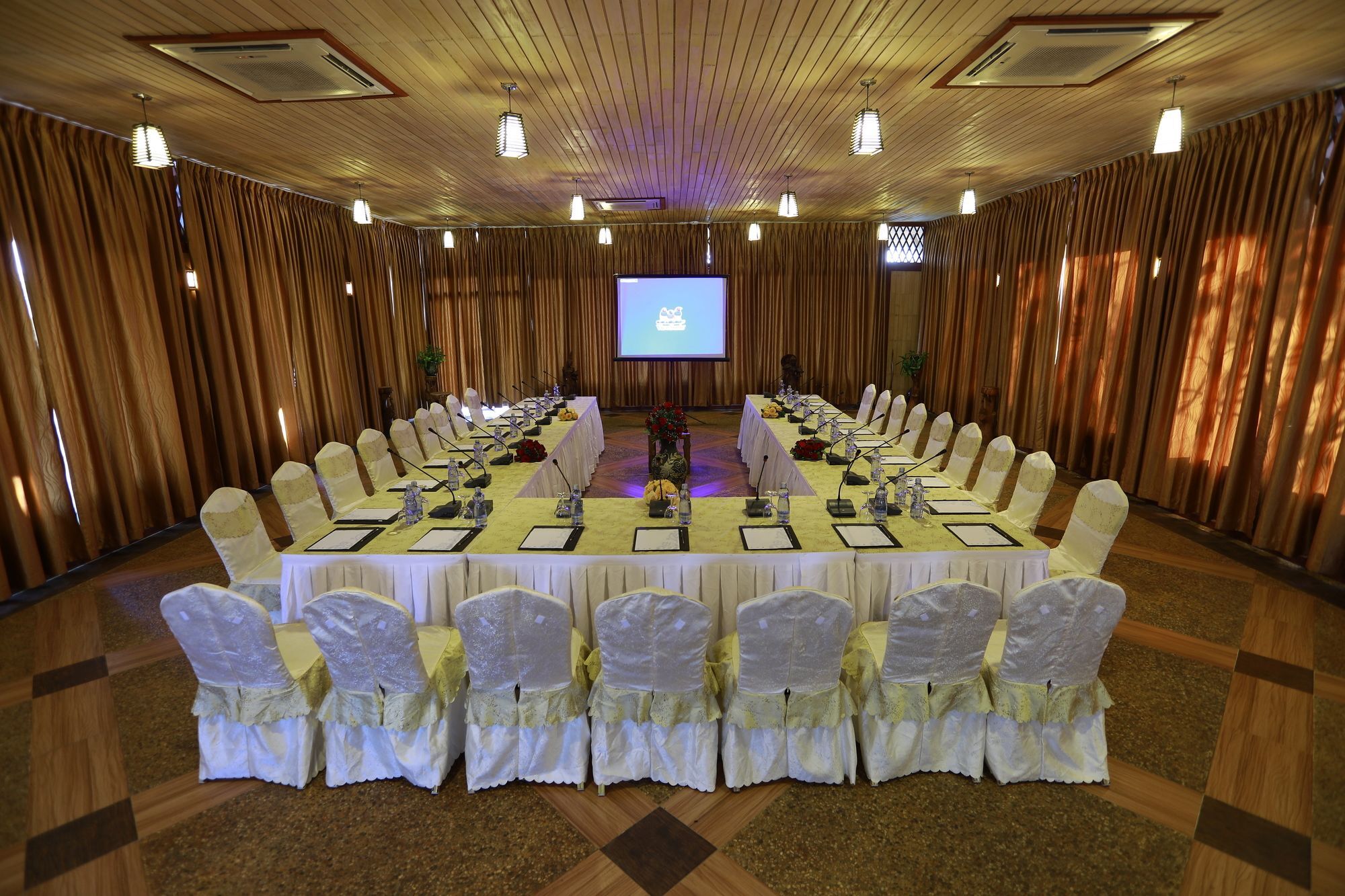 Kma Shwe Pyi Bago Resort Zewnętrze zdjęcie